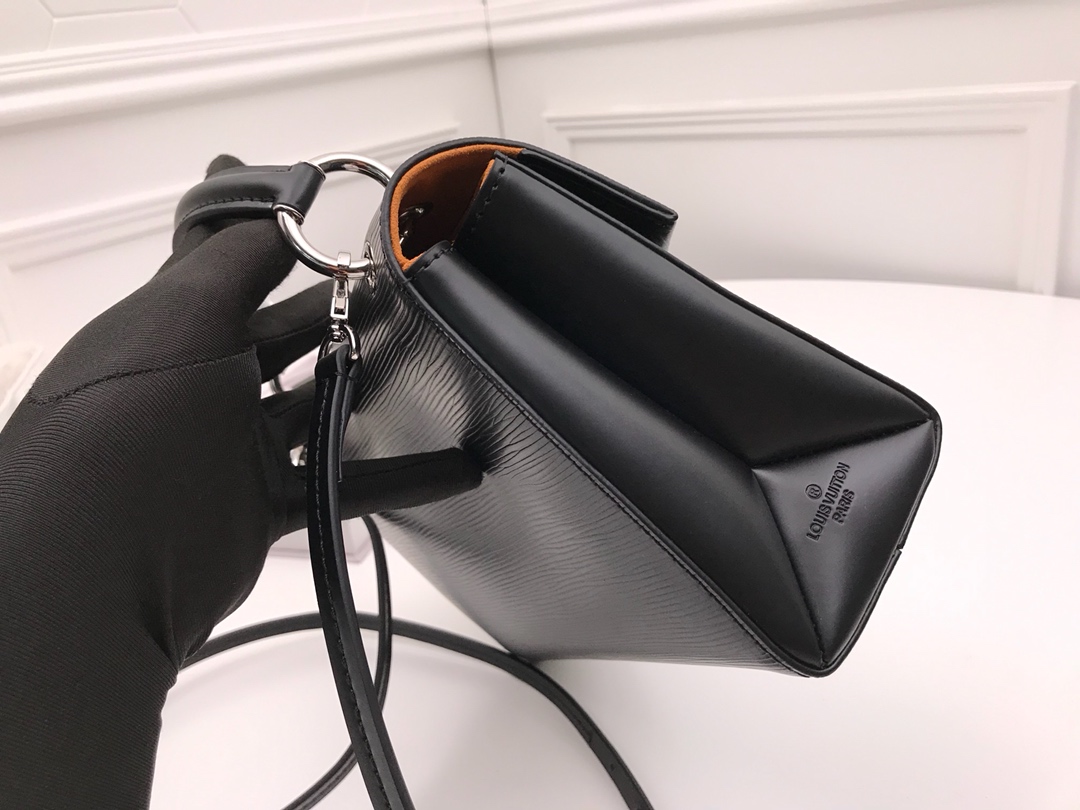 l0vis Vvtt0n pochette grenelle noir m55977 23.5 x 16.0 x 8.0 cm