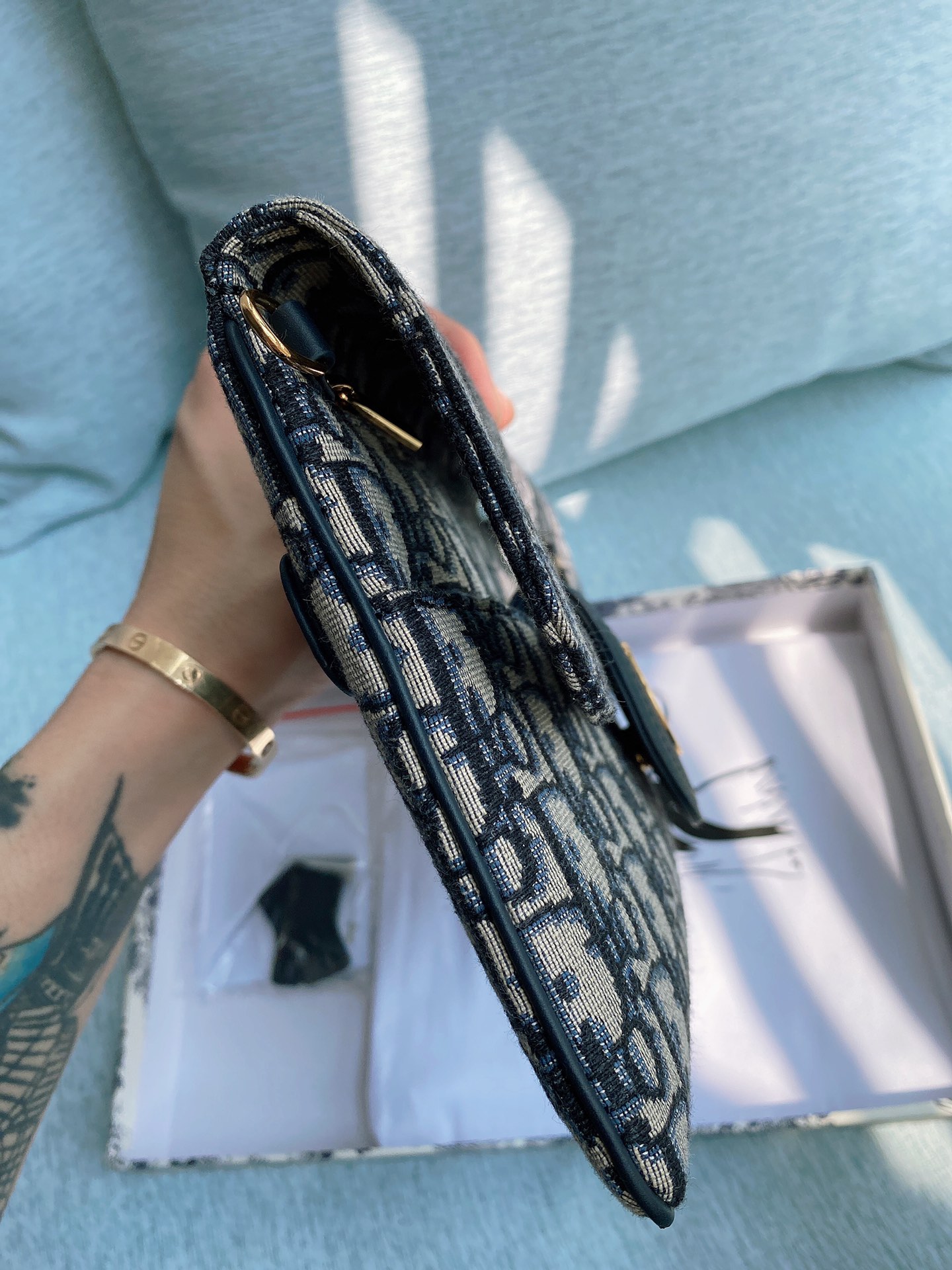 D10r medium double bag blue oblique embroidery 28 x 16.5 x 3 cm