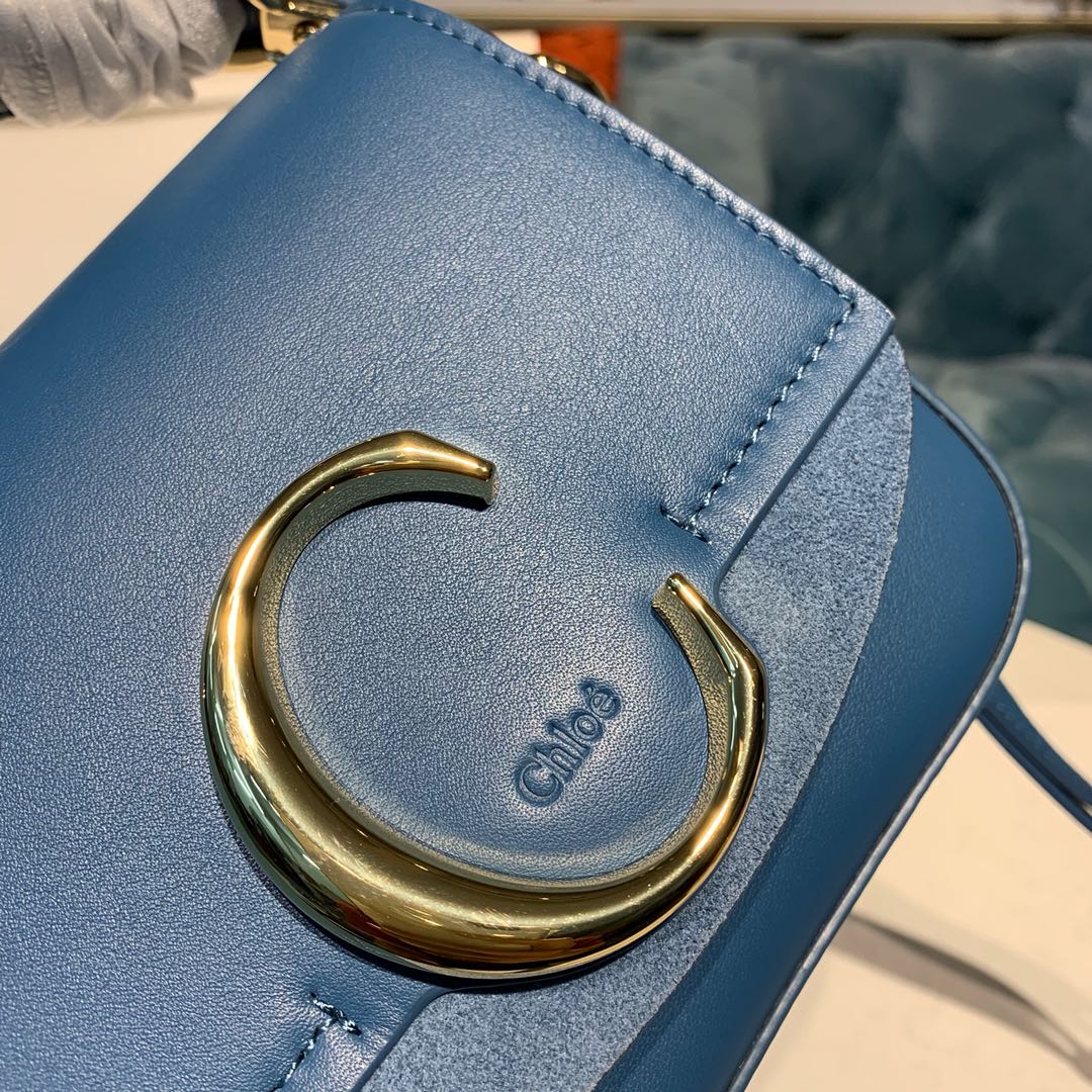 CHLOE MINI C BAG In Shiny & Suede Calfskin Gentle Blue CHC19US193 16.5 x 5 x 14 cm