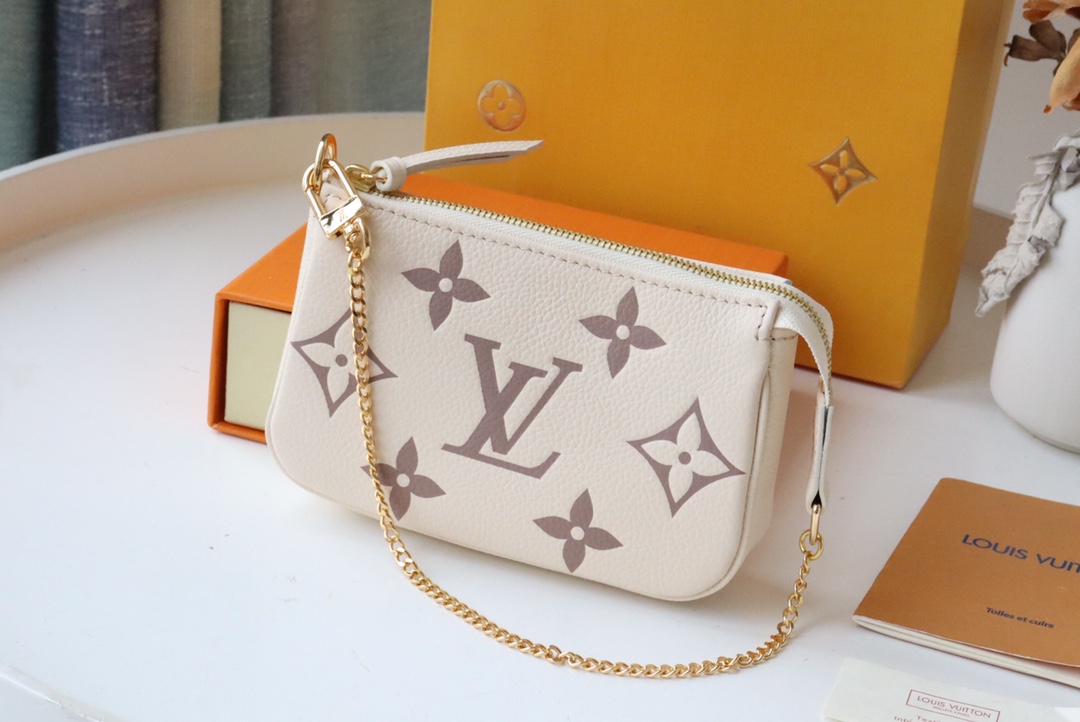 l0vis Vvtt0n mini pochette accessoires bicolor monogram empreinte leather white m80732 15.5 x 10.5 x 4 cm