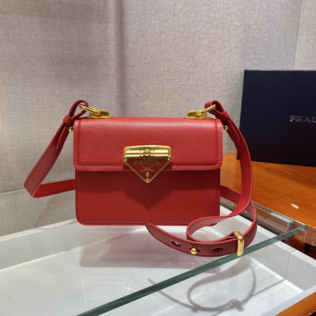 Pra*a saffiano leather symbole bag red 1bd270 20 x 14 x 7 cm