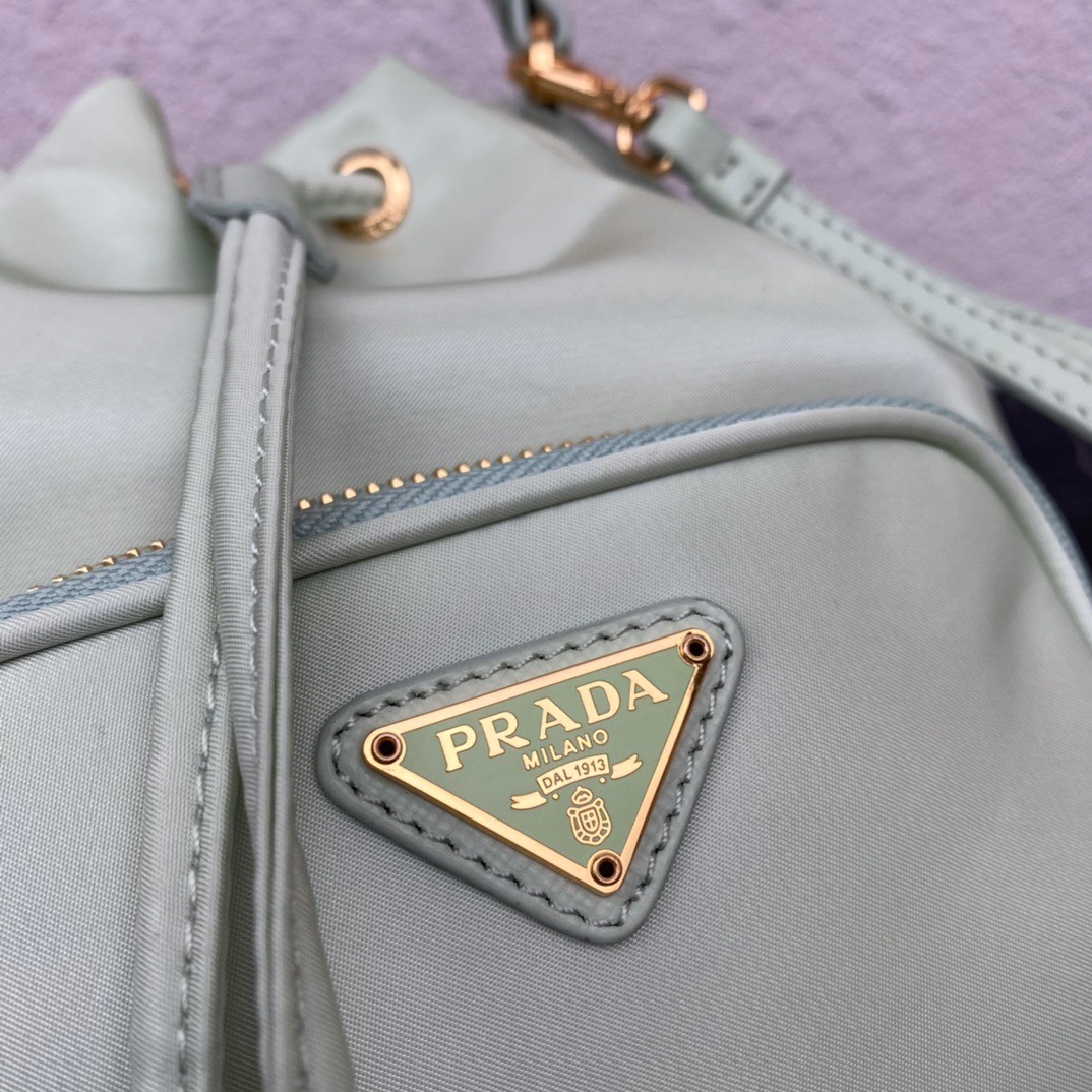 Pra*a duet re-nylon shoulder bag aqua 1bh038 23 × 18 × 12 cm