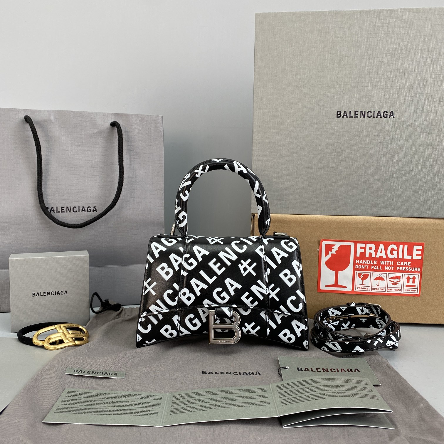 Ba1en*iaga women's hourglass small top handle bag limited edition 19 x 8 x 21 cm