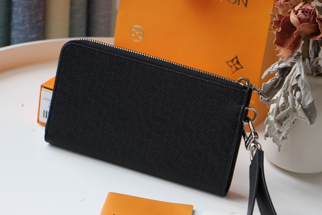 l0vis Vvtt0n zippy dragonne m69409 19 x 11 x 3.5 cm