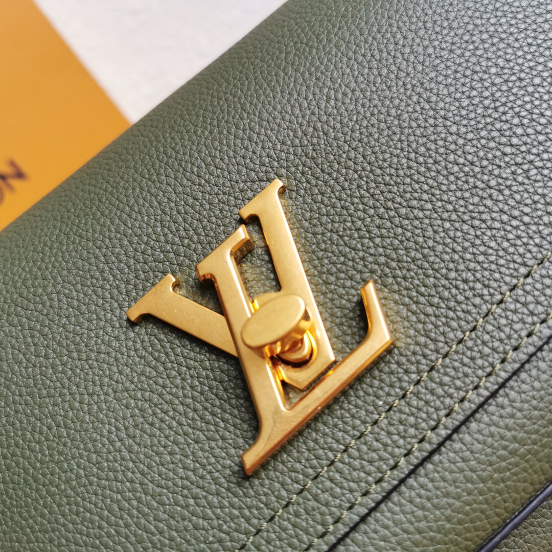 l0vis Vvtt0n lockme chain bag khaki m57067 23 x 17 x 11 cm