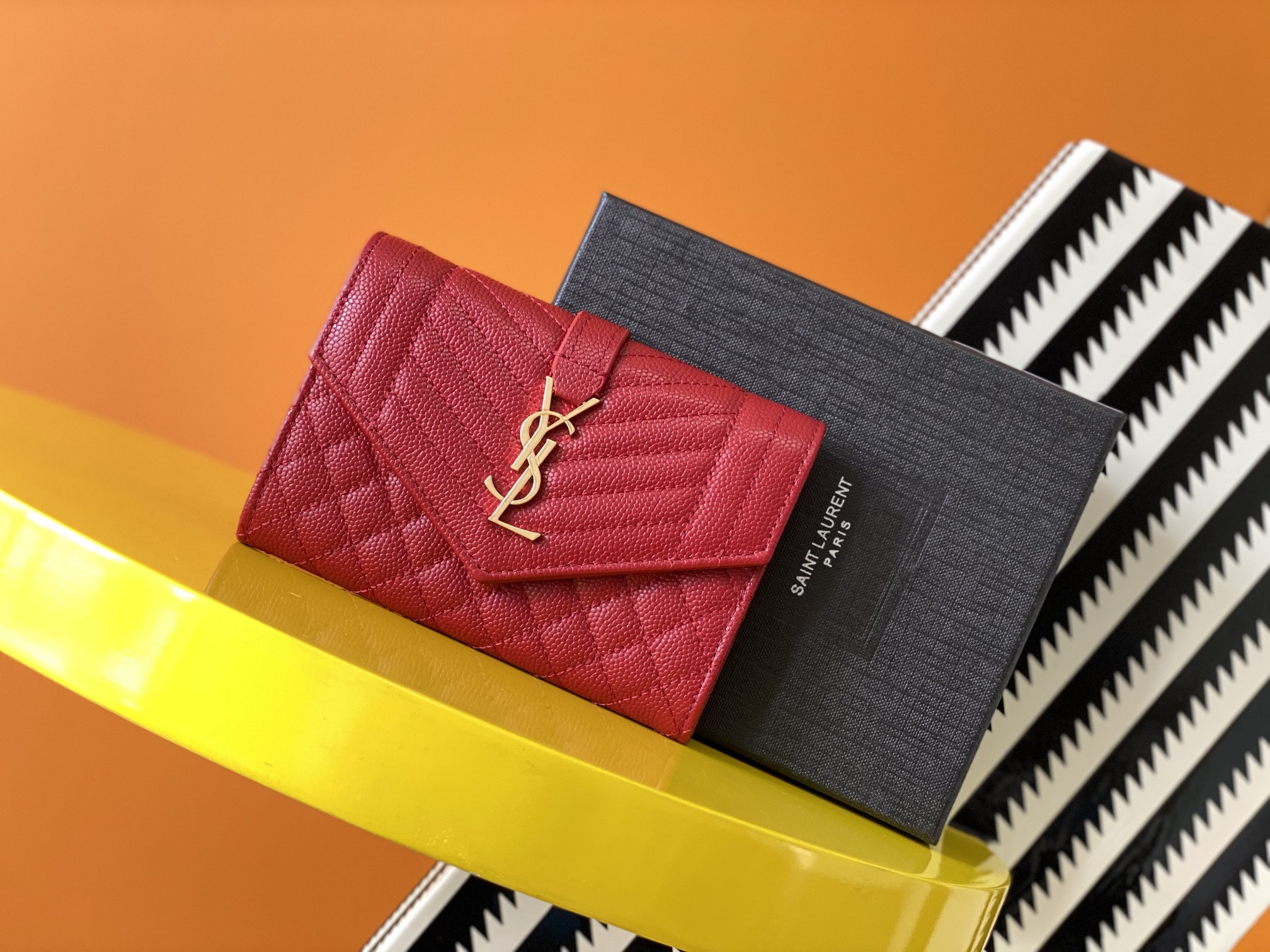 Y51 monogram small envelope wallet in mix quilted grained leather red 651026 13,5 x 9,5 x 3 cm