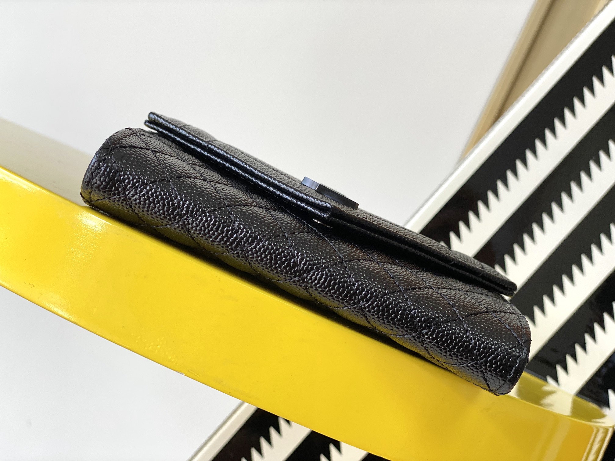 Y51 monogram small envelope wallet in mix quilted grained leather black metal 651026 13,5 x 9,5 x 3 cm