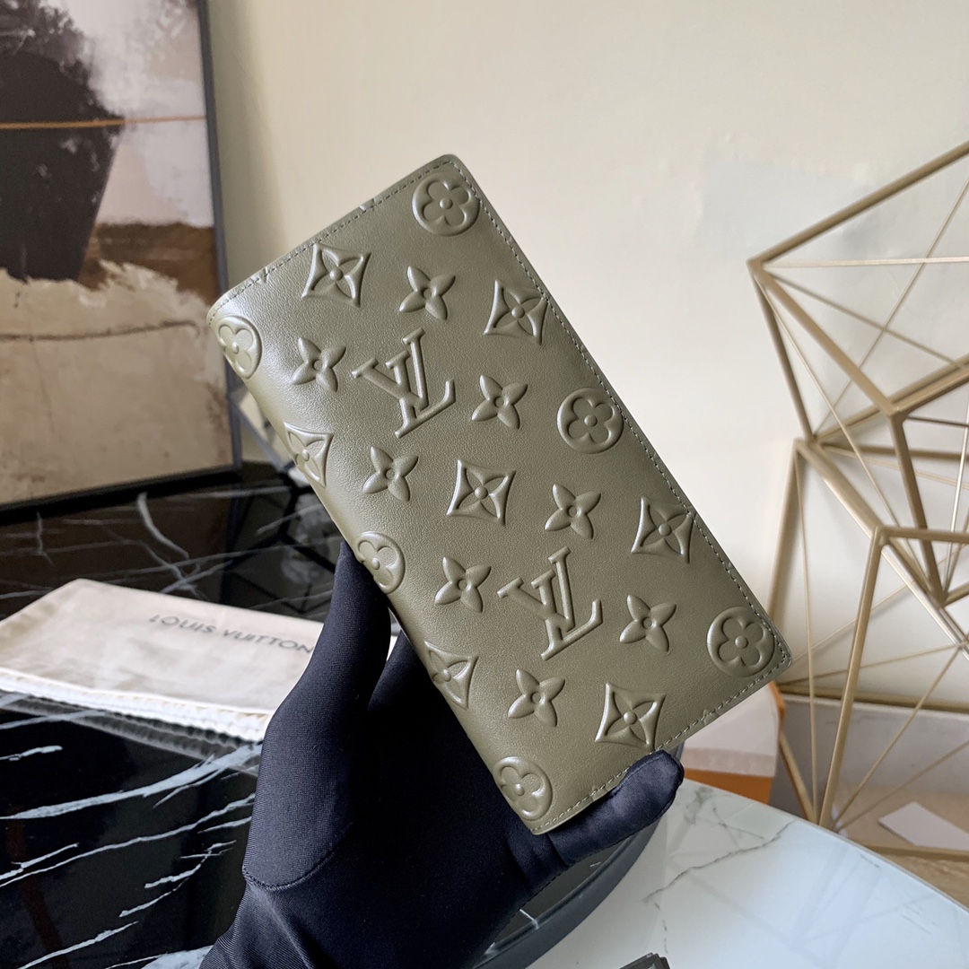 l0vis Vvtt0n brazza wallet monogram seal leather green m80503 10 x 19 x 2 cm