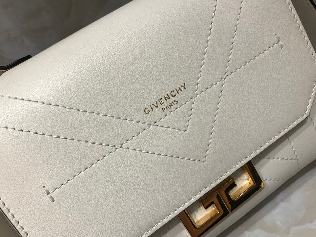GIVENCHY SMALL EDEN BAG White 19 × 14 × 5.5 cm
