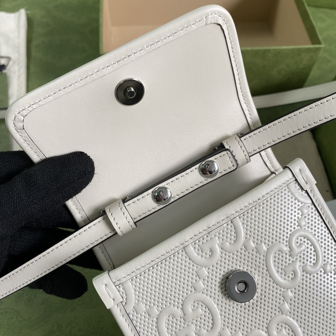 Gvc*1 mini gg embossed bag leather white 625571 11.5 x 18 x 3.5 cm