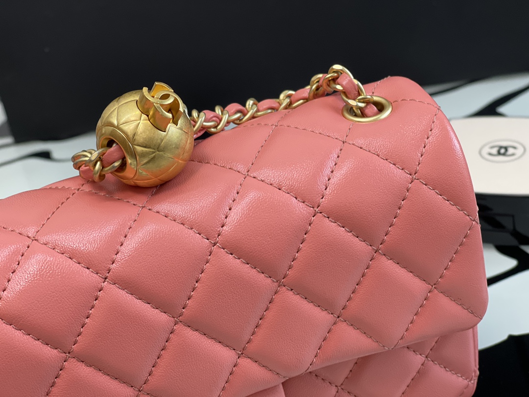 Ch**el charm strap flap bag lambskin pink as1787 17 x 20 cm