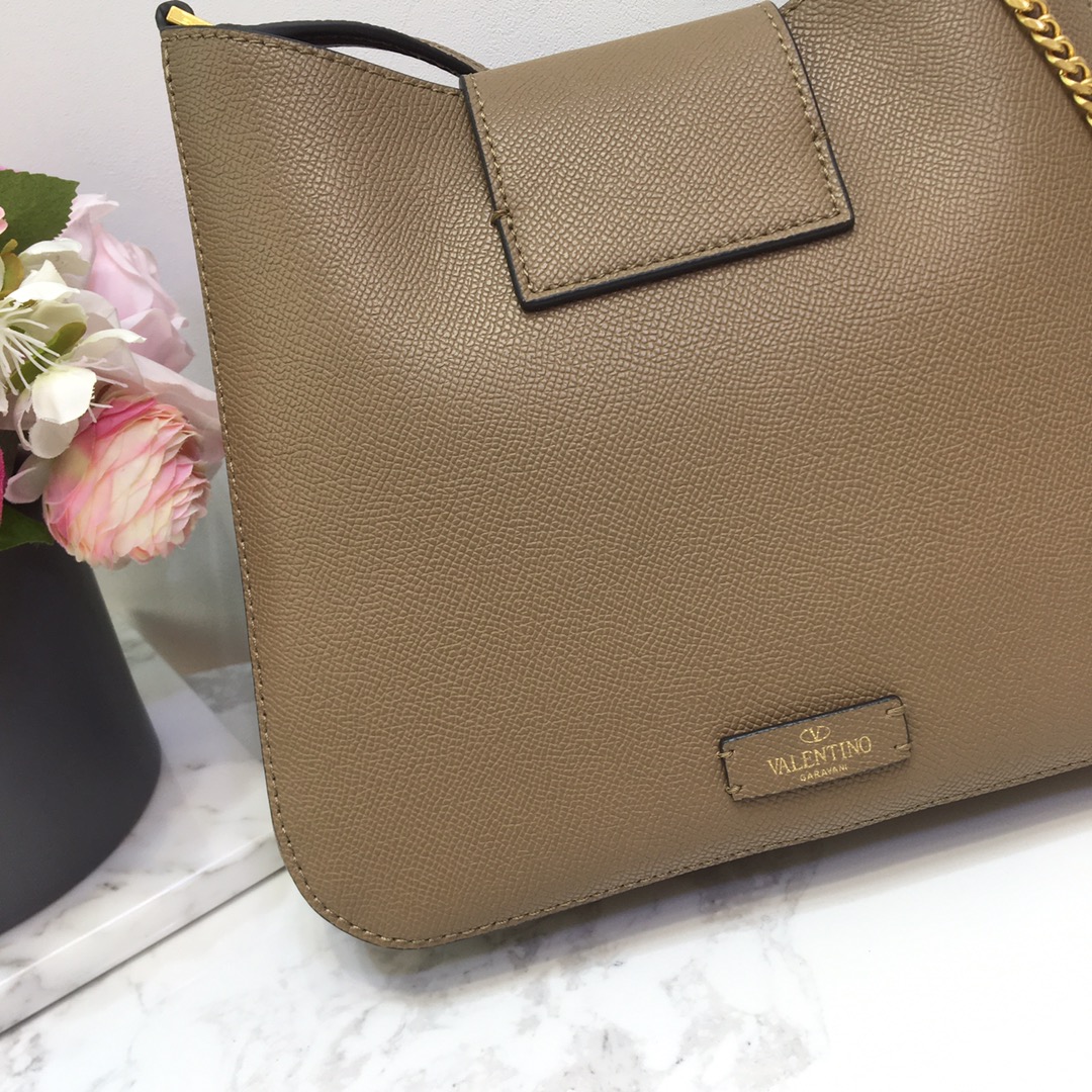 Va1e*ntin0 garavani vsling shoulder bag dark beige wb0f17hfb 24 x 6 x 21 cm