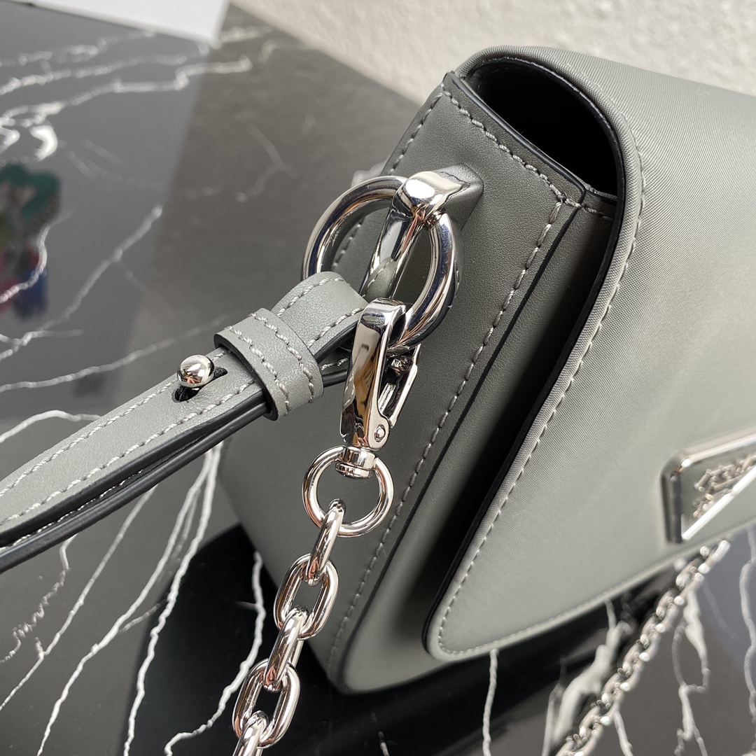 Pra*a nylon and leather identity shoulder bag clay grey 1bd263 21 x 16 x 6.5 cm