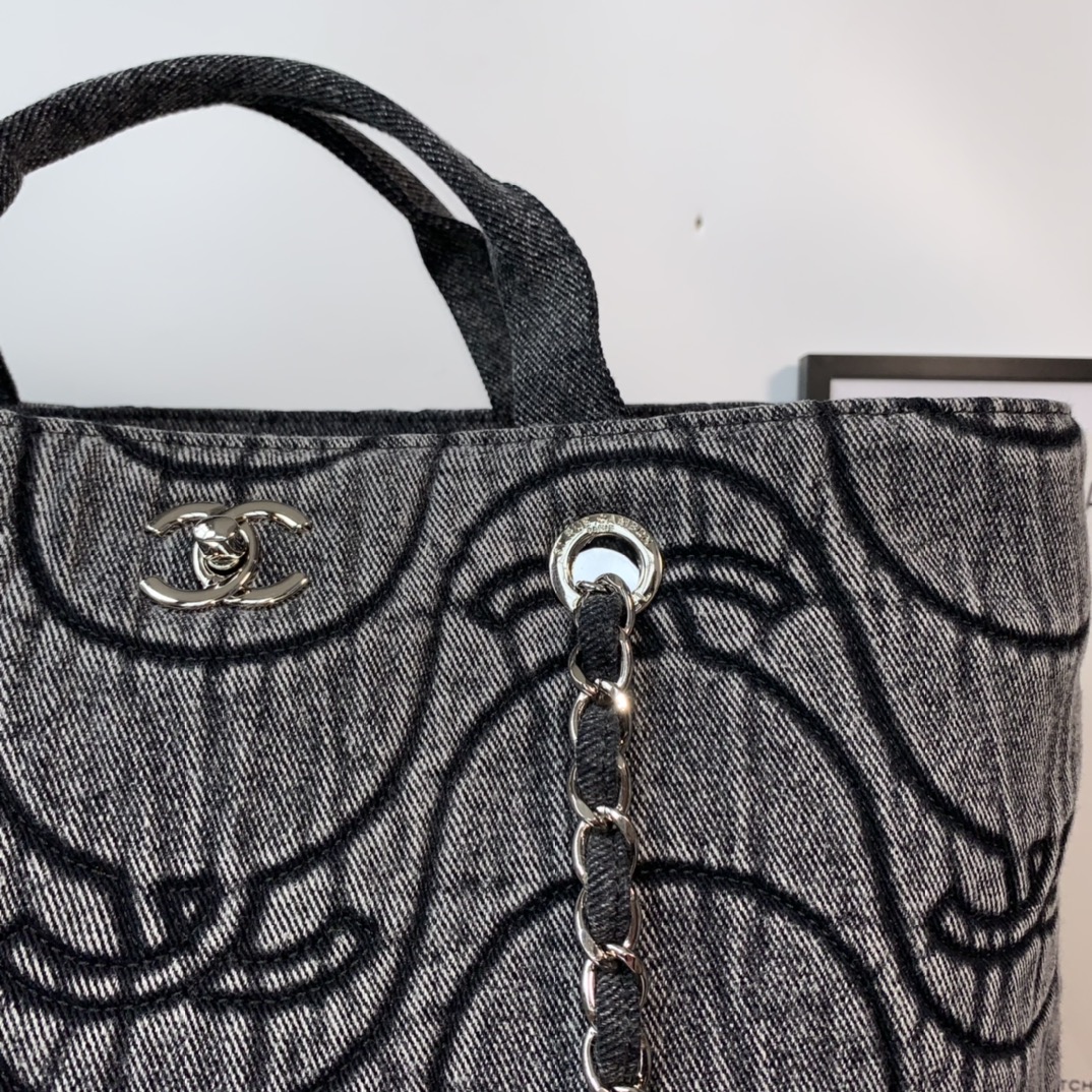 Ch**el washed denim cc wave shopping bag black 2021 30 cm