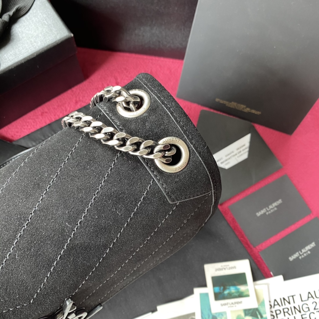 Y51 medium niki in suede and smooth leather black metal 4988941 28 × 20 × 8 cm