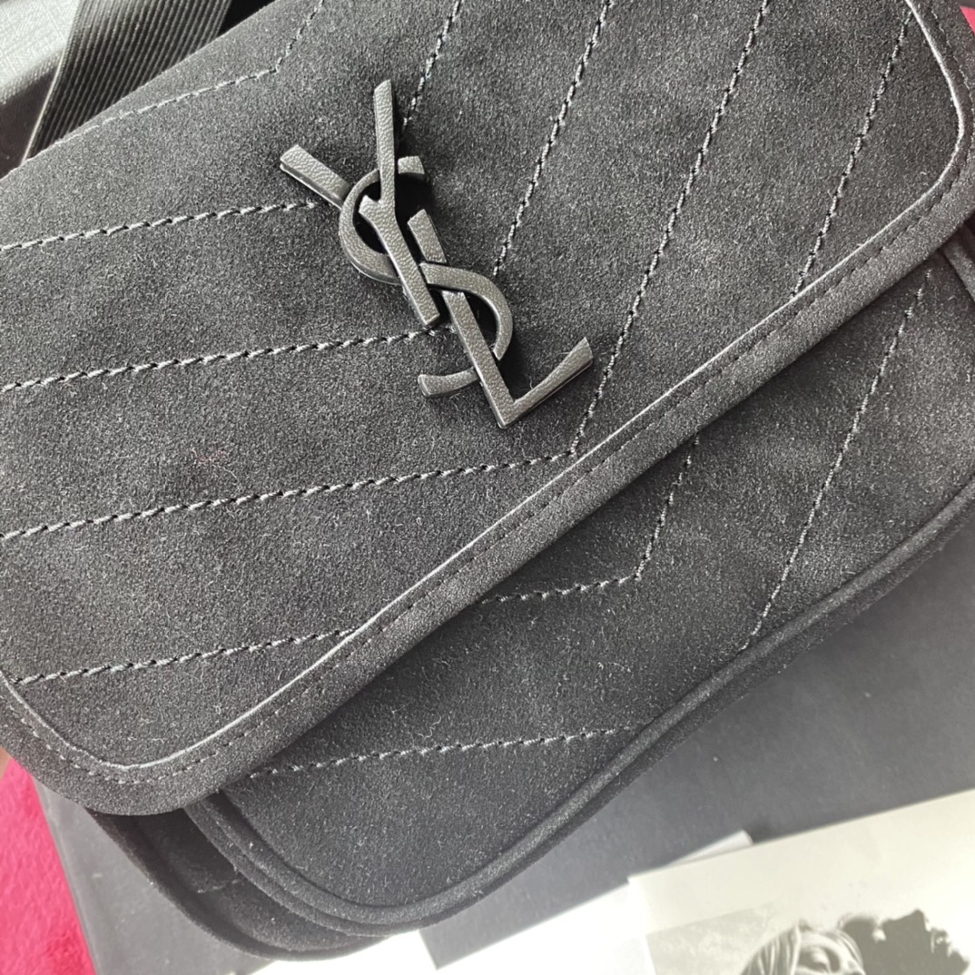 Y51 baby niki in suede and smooth leather black metal 4988941 22 cm