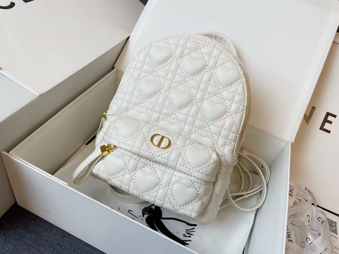 D10r mini D10ramour D10r backpack cannage lambskin with heart motif white m9222 16 x 21 x 8.5 cm