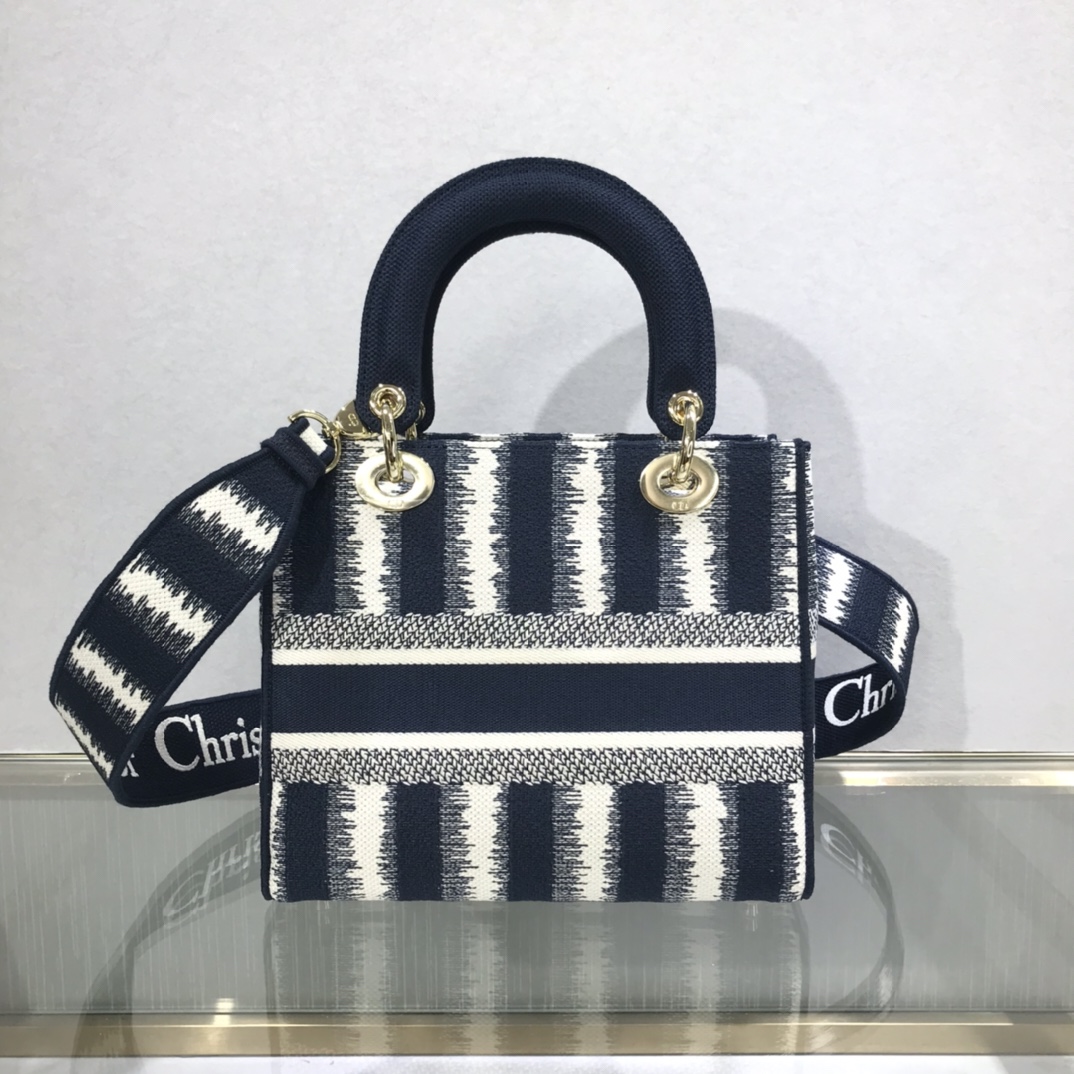 D10r medium lady d-lite bag black d-stripes embroidery m0565 24 x 20 x 11 cm