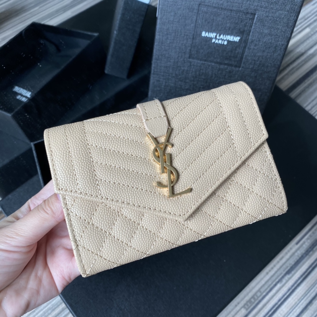 Y51 small monogram envelope wallet in mix matelassÉ grain de poudre embossed leather light beige 651026 13.5 x 9.5 x 3 cm