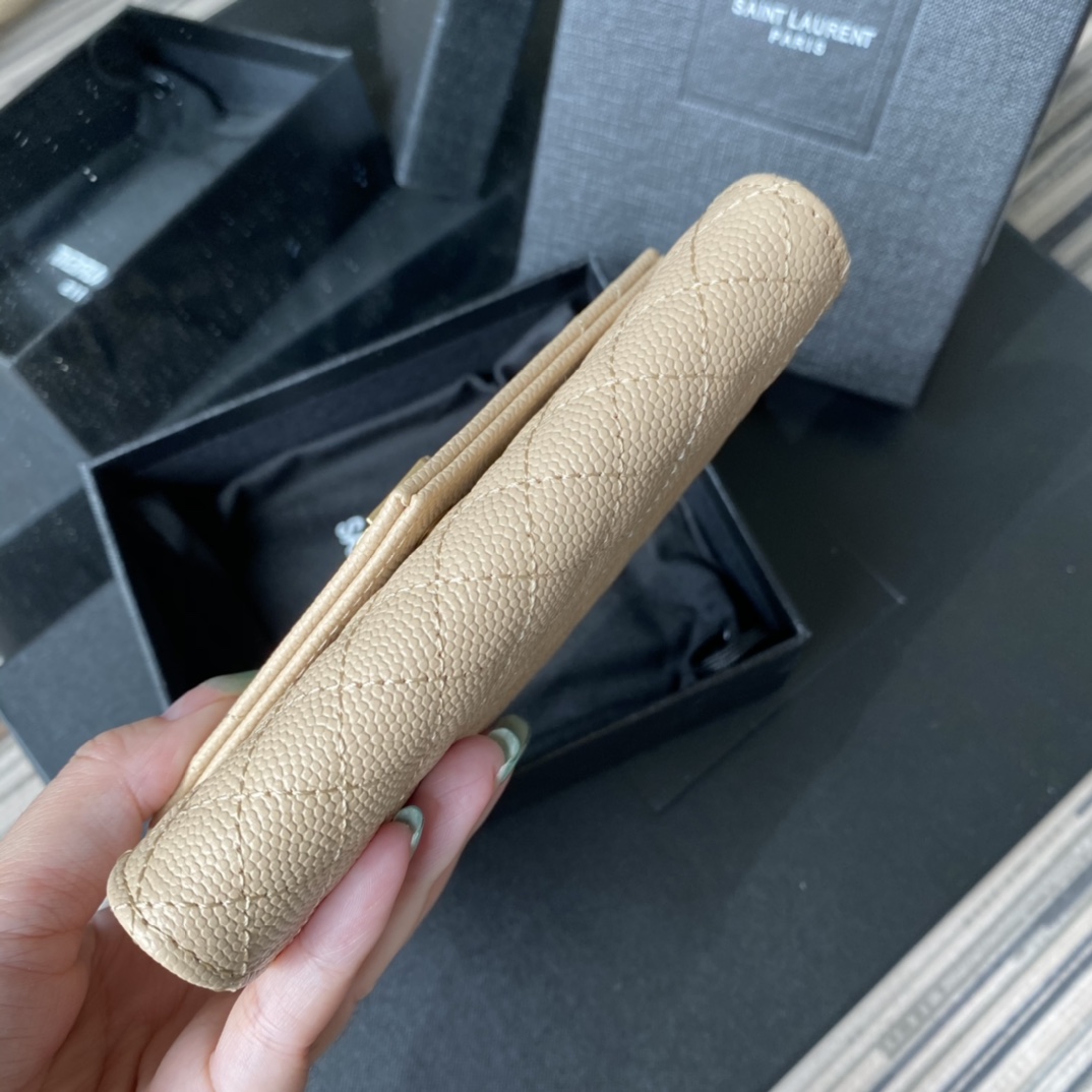 Y51 small monogram envelope wallet in mix matelassÉ grain de poudre embossed leather light beige 651026 13.5 x 9.5 x 3 cm