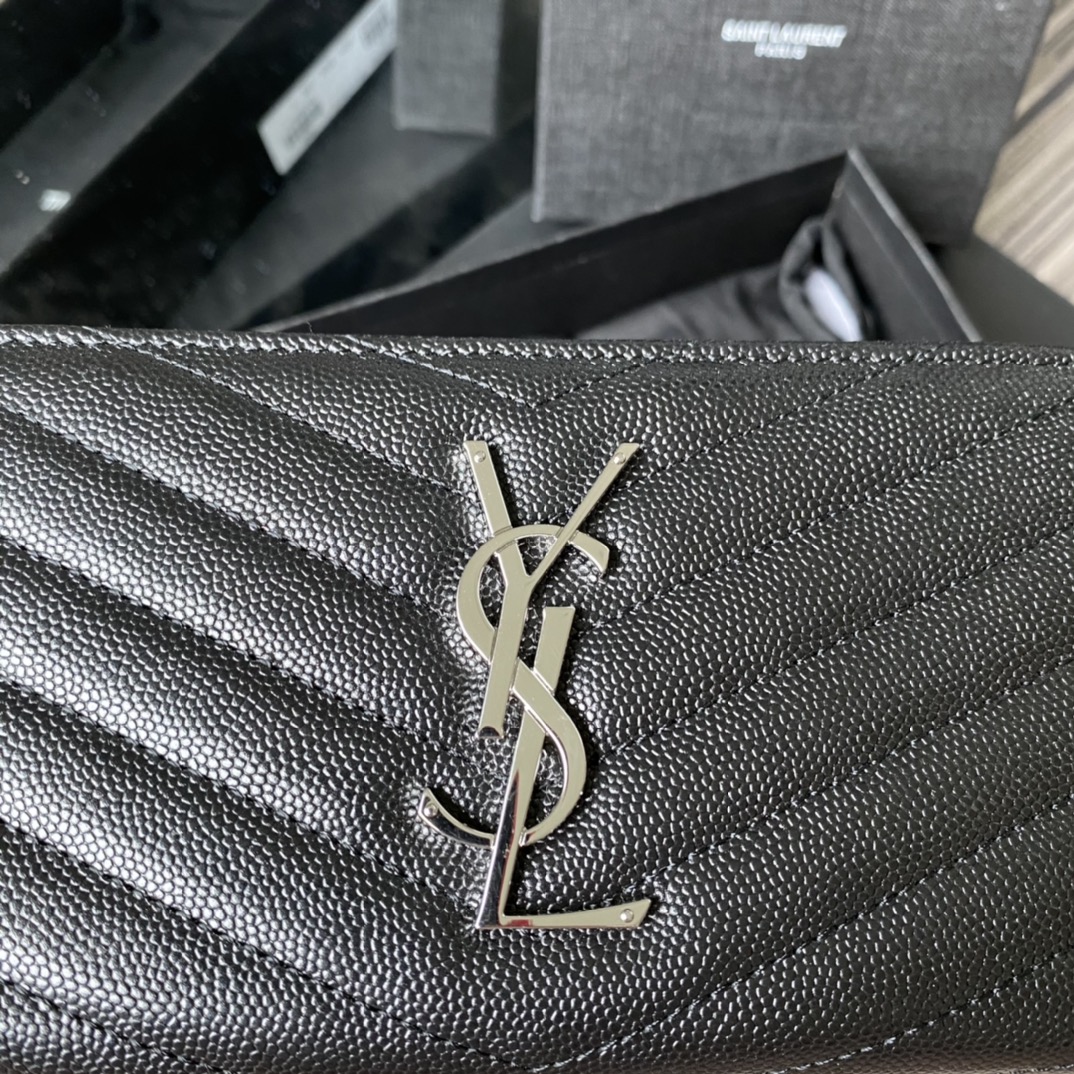 Y51 monogram zip around wallet in grain de poudre embossed leather silver metal 358094 19 x 9 cm