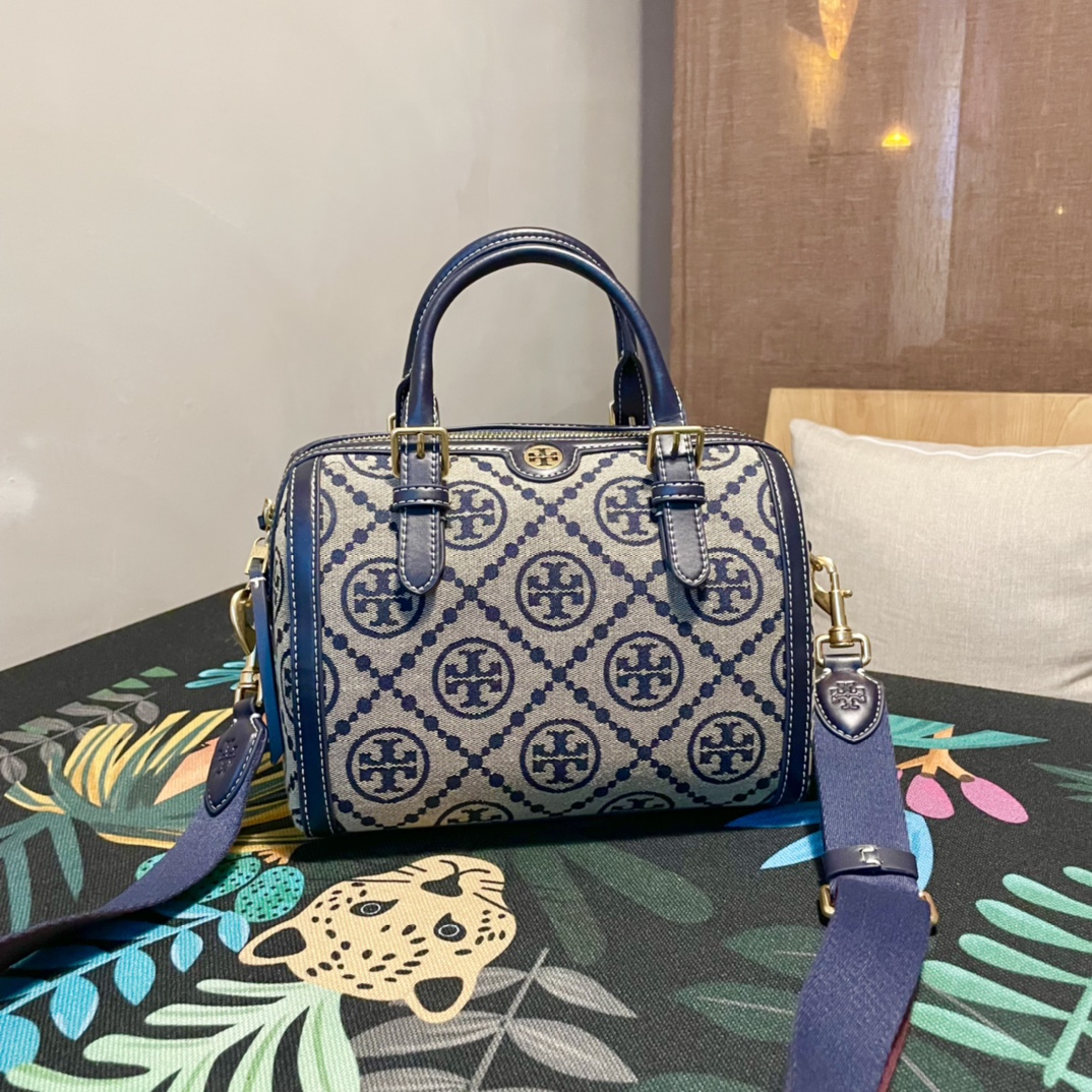 TORYBURCH MEDIUM MONOGRAM JACQUARD BARREL Navy 83970 25 x 16 x 18.5 cm