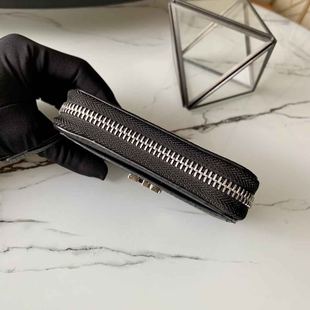 l0vis Vvtt0n lockme zippy coin purse calfskin black m80099 11 x 8.5 x 2 cm