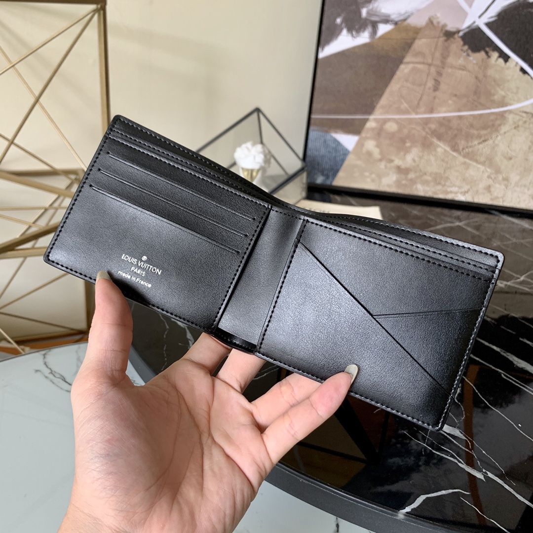 l0vis Vvtt0n multiple wallet damier infini 3d green n60440 11.5 x 9 x 1.5 cm