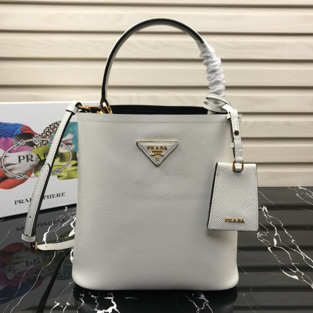 Pra*a medium panier saffiano leather bag white and black 1ba212 22 × 23 × 13 cm