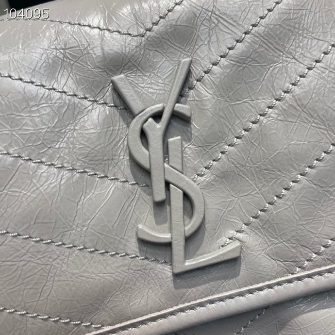 Y51 niki medium crinkled vintage leather chalk white 4988940 28 x 20 x 8 cm