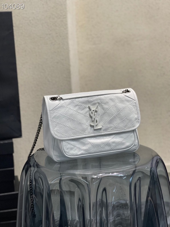 Y51 niki medium crinkled vintage leather white 4988940 28 x 20 x 8 cm