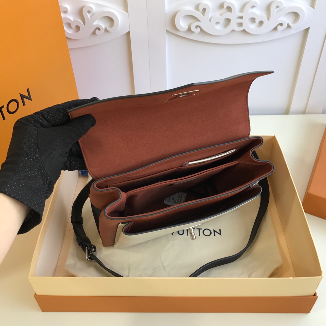 l0vis Vvtt0n mylockme satchel grained calfskin leather caramel and white m54849 28 x 20 x 11 cm