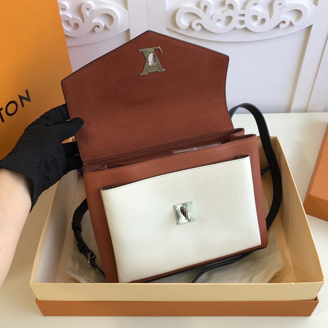 l0vis Vvtt0n mylockme satchel grained calfskin leather caramel and white m54849 28 x 20 x 11 cm