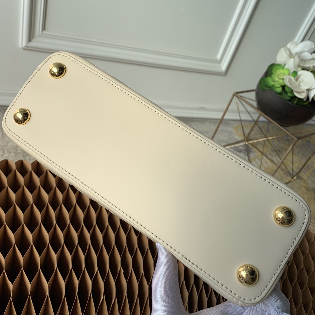 l0vis Vvtt0n capucines bb monogram flower creme m55366 27 x 18 x 9 cm