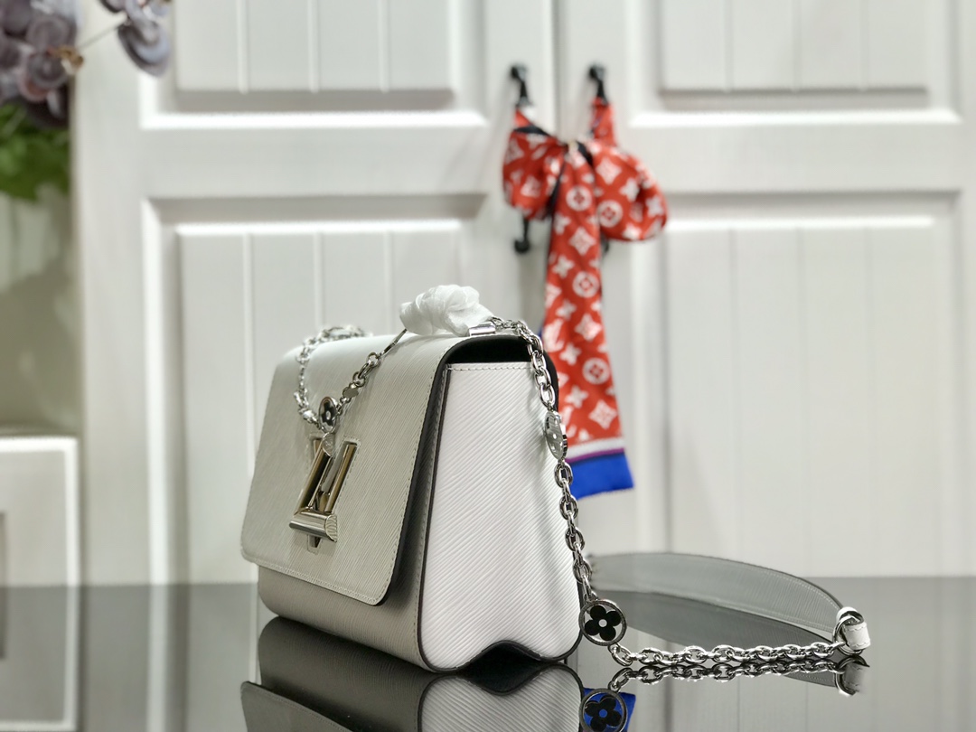 l0vis Vvtt0n twist mm epi cowhide leather white m55411 23 x 17 x 9.5 cm