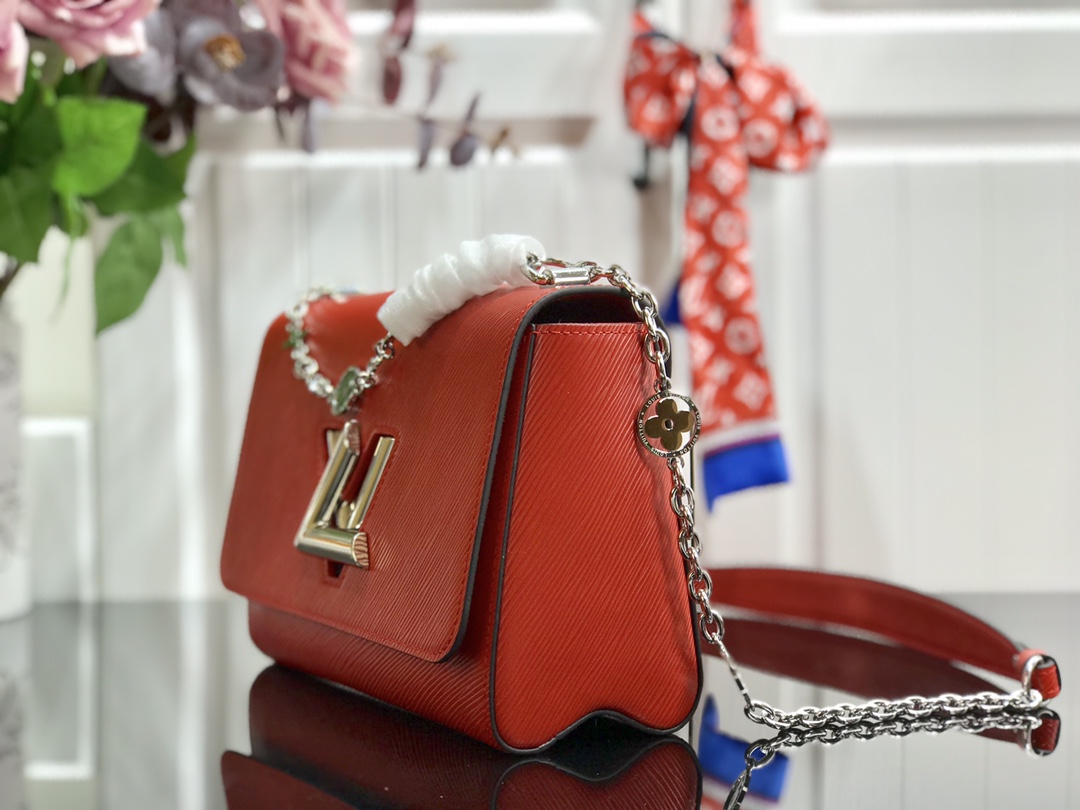 l0vis Vvtt0n twist mm epi cowhide leather red m55411 23 x 17 x 9.5 cm