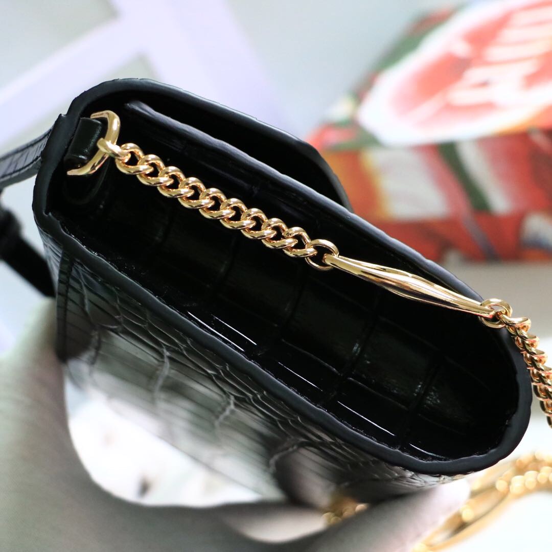 Gvc*1 medium zumi shoulder bag crocodile leather black 572375 24 x 14 x 5 cm