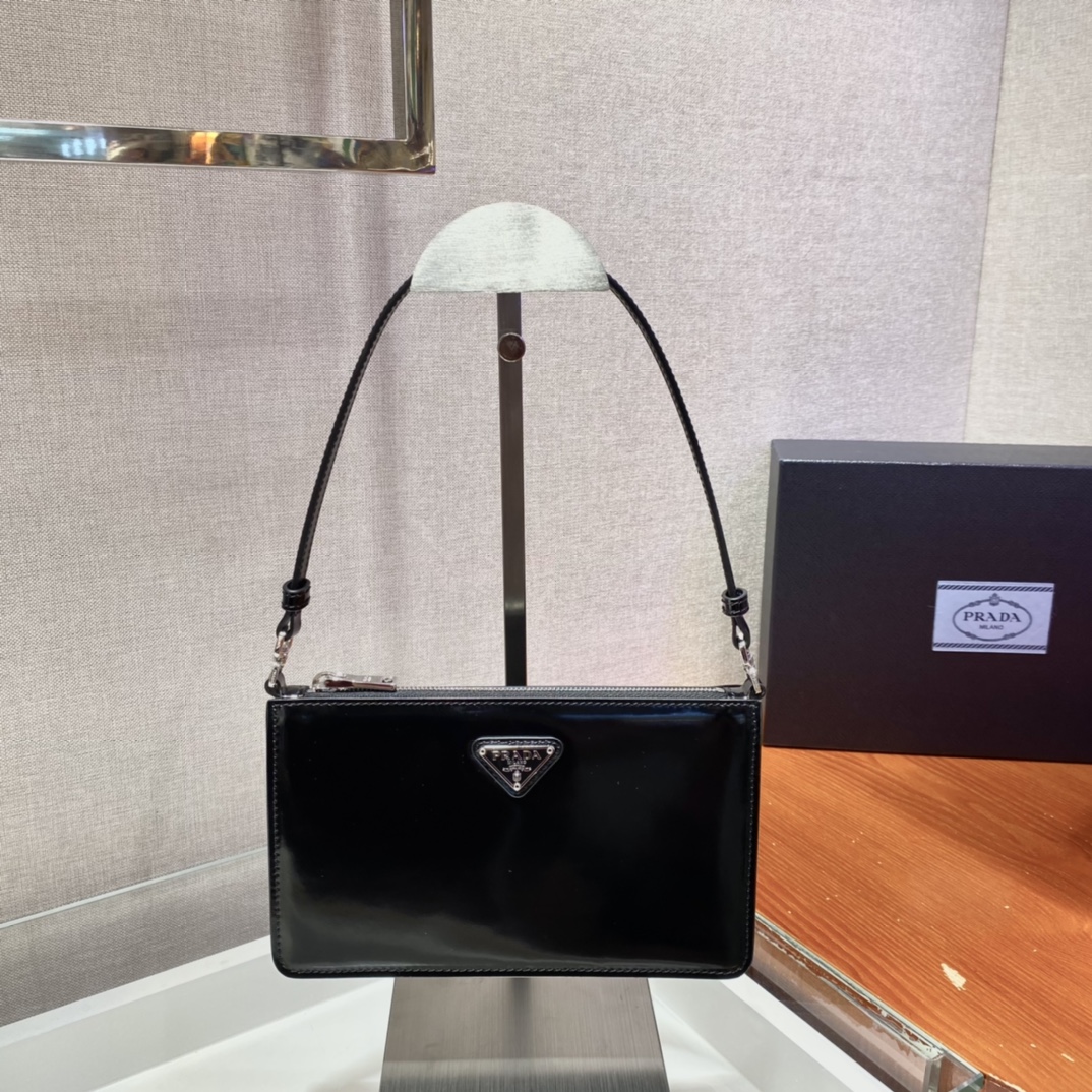 Pra*a mini saffiano leather bag black 1bc155 20 x 12 x 5.5 cm