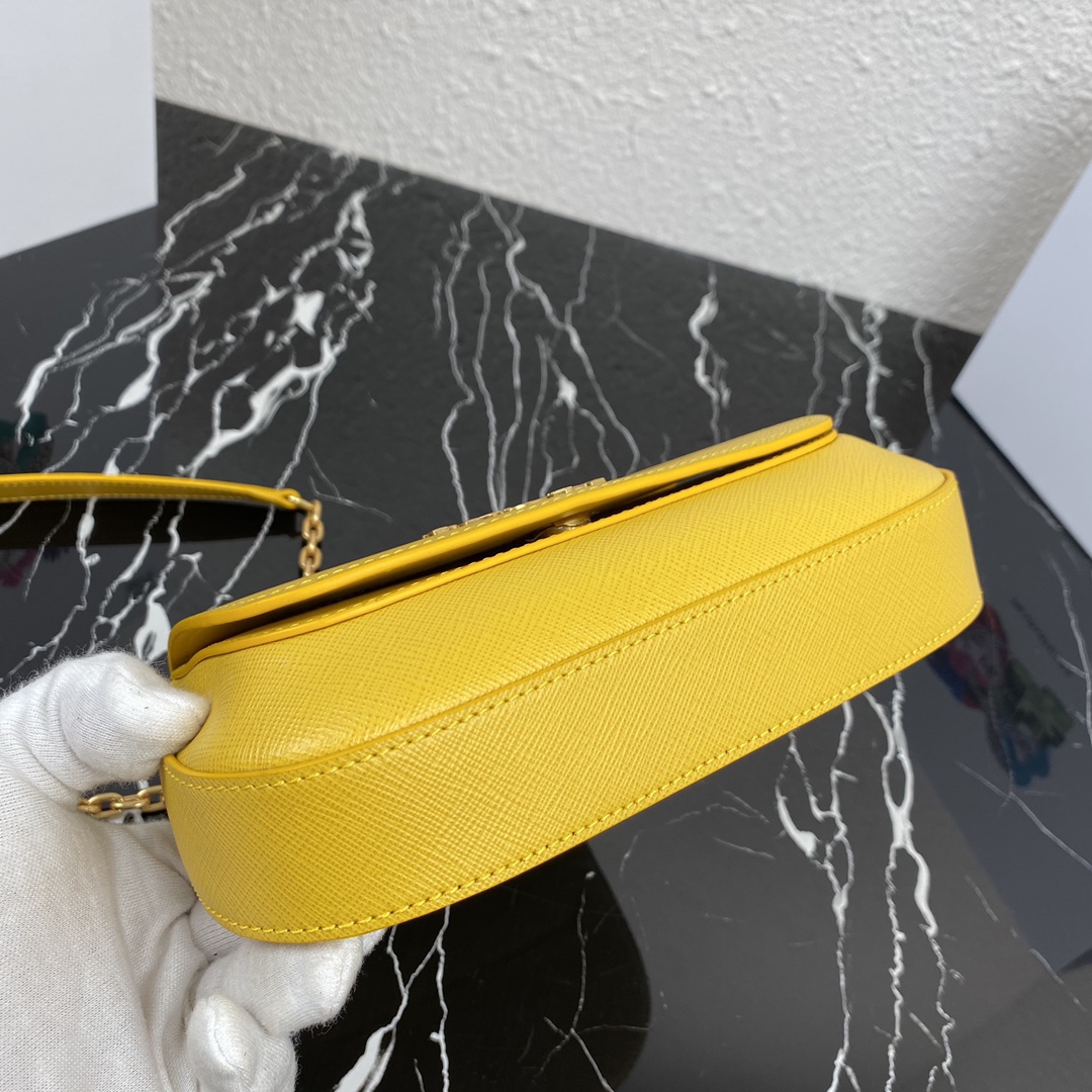 Pra*a saffiano leather shoulder bag golden metal yellow 1bd275 22 x 14 x 6.5 cm
