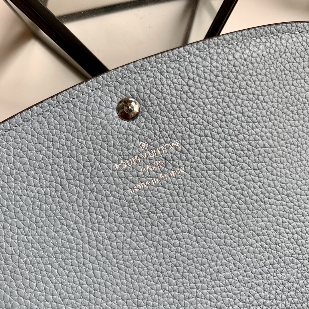 l0vis Vvtt0n iris wallet monogram pattern blue m60145 19 x 12 x 2 cm