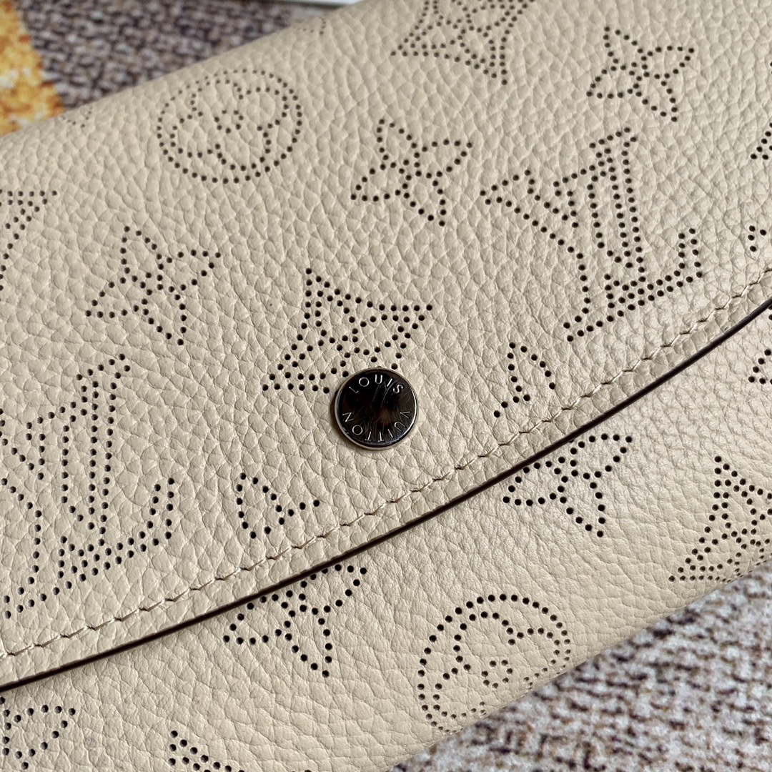 l0vis Vvtt0n iris wallet monogram pattern beige m60144 19 x 12 x 2 cm