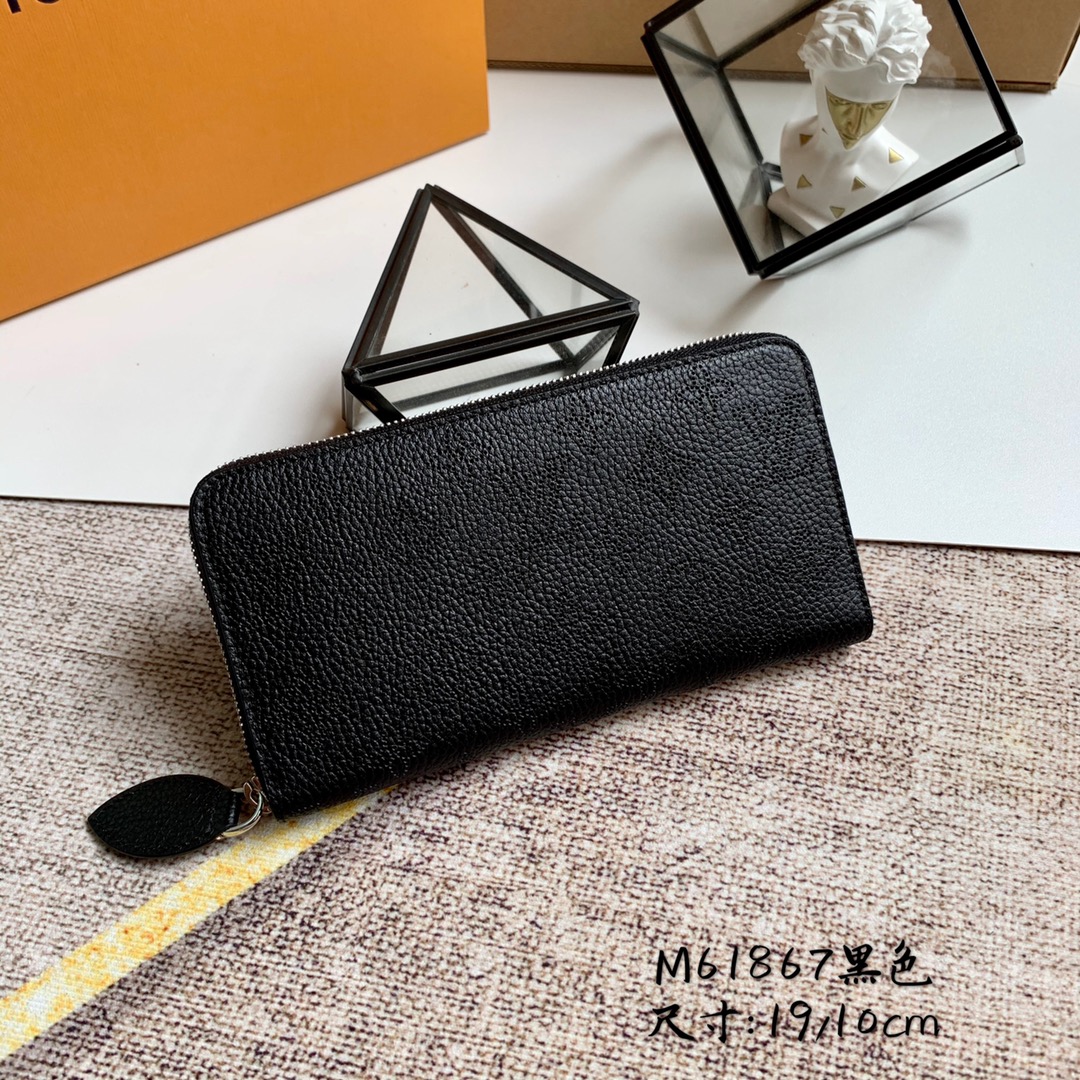 l0vis Vvtt0n zippy wallet monogram perforations mahina leather black m61867 19 x 10 cm