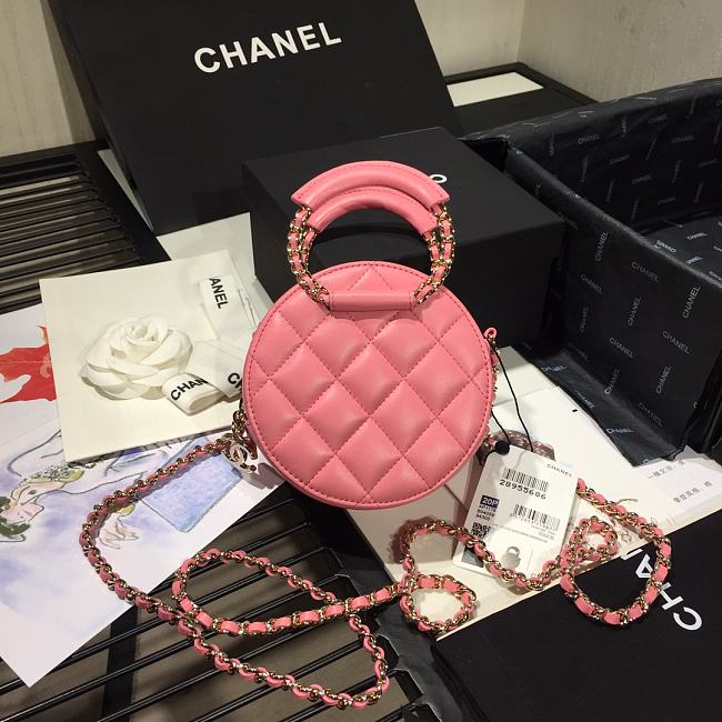 Ch**el woven chain handle round bag pink ap1176  2 x 12 x 5 cm