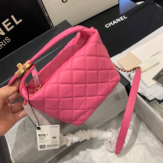 Ch**el small lambskin hobo bag pink as1745 15 x 15 x 12 cm