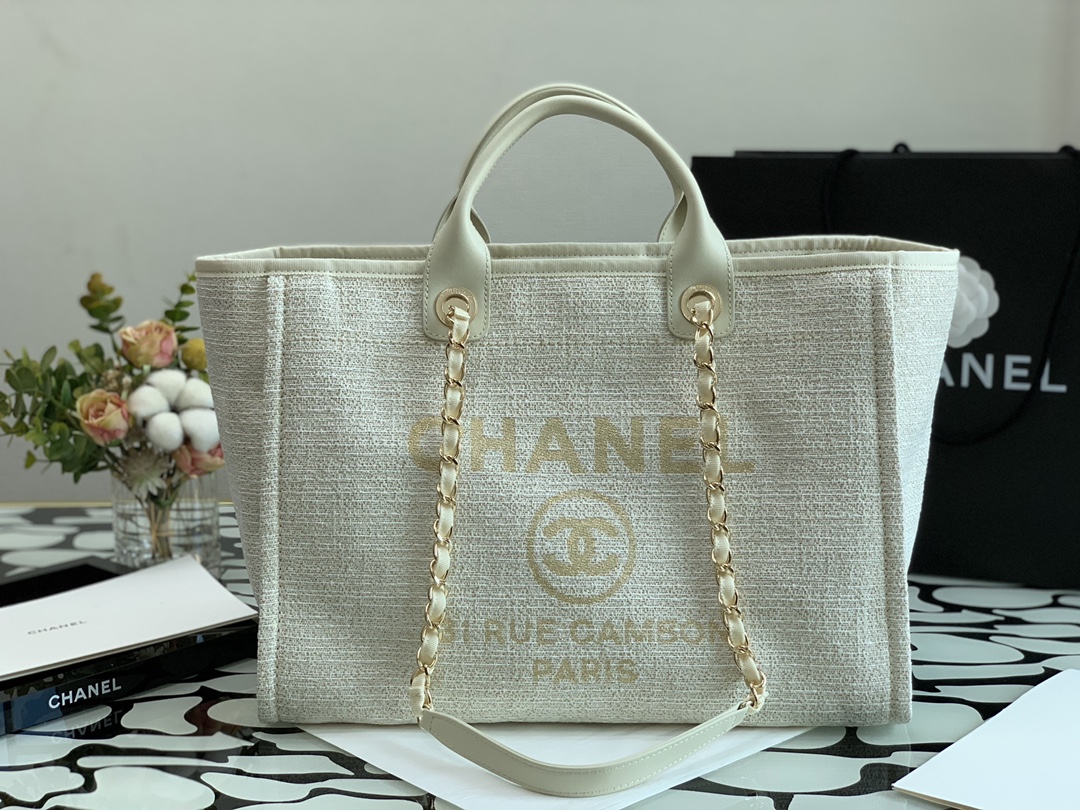 Ch**el deauville tote bag white 38 cm
