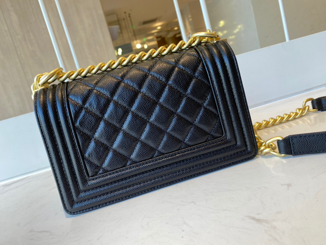 Ch**el small boy handbag grained calfskin & golden metal black a67085 20 cm