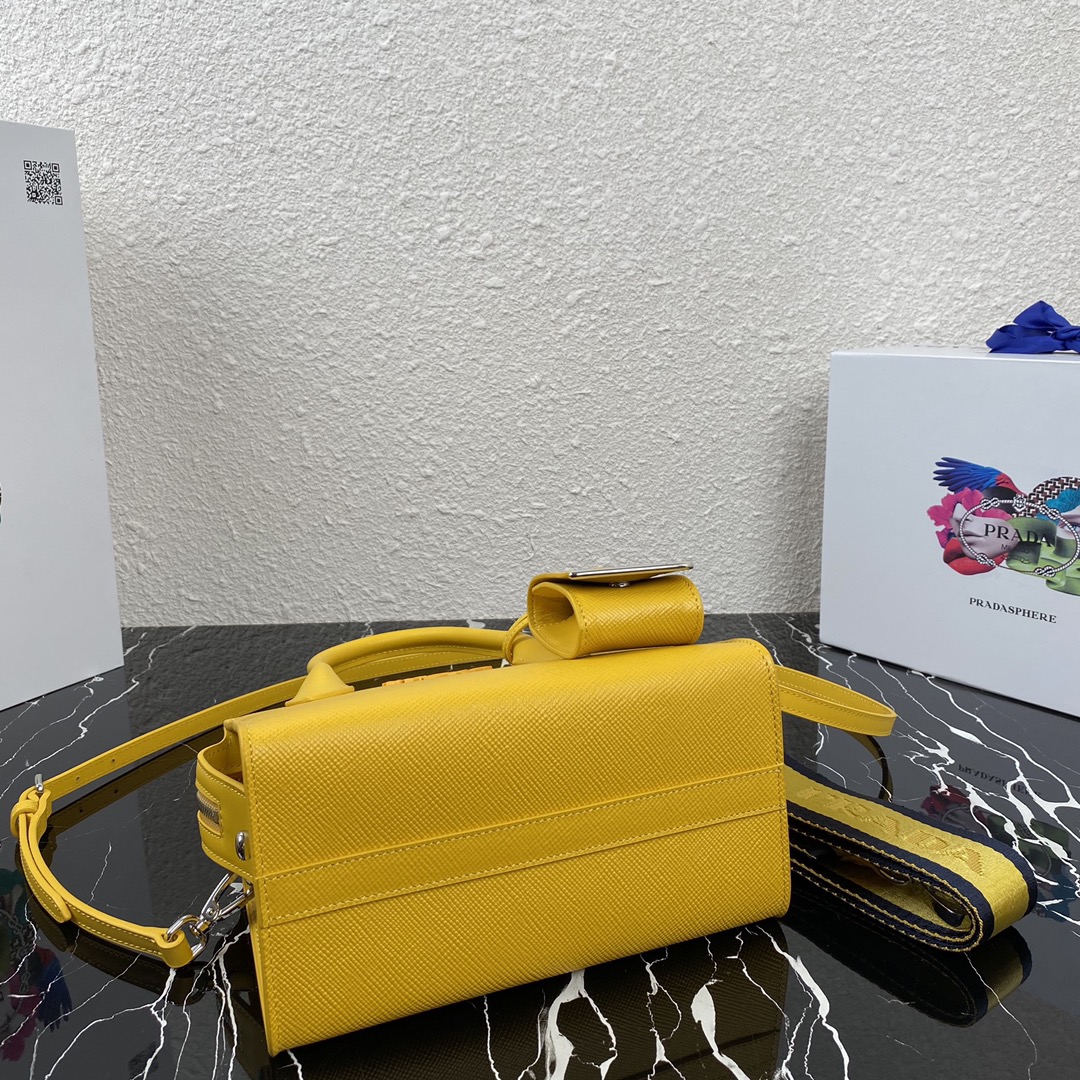 pra*a saffiano leather monoCh*0me bag yellow 1ba269 22 x 16.5 x 11.5 cm
