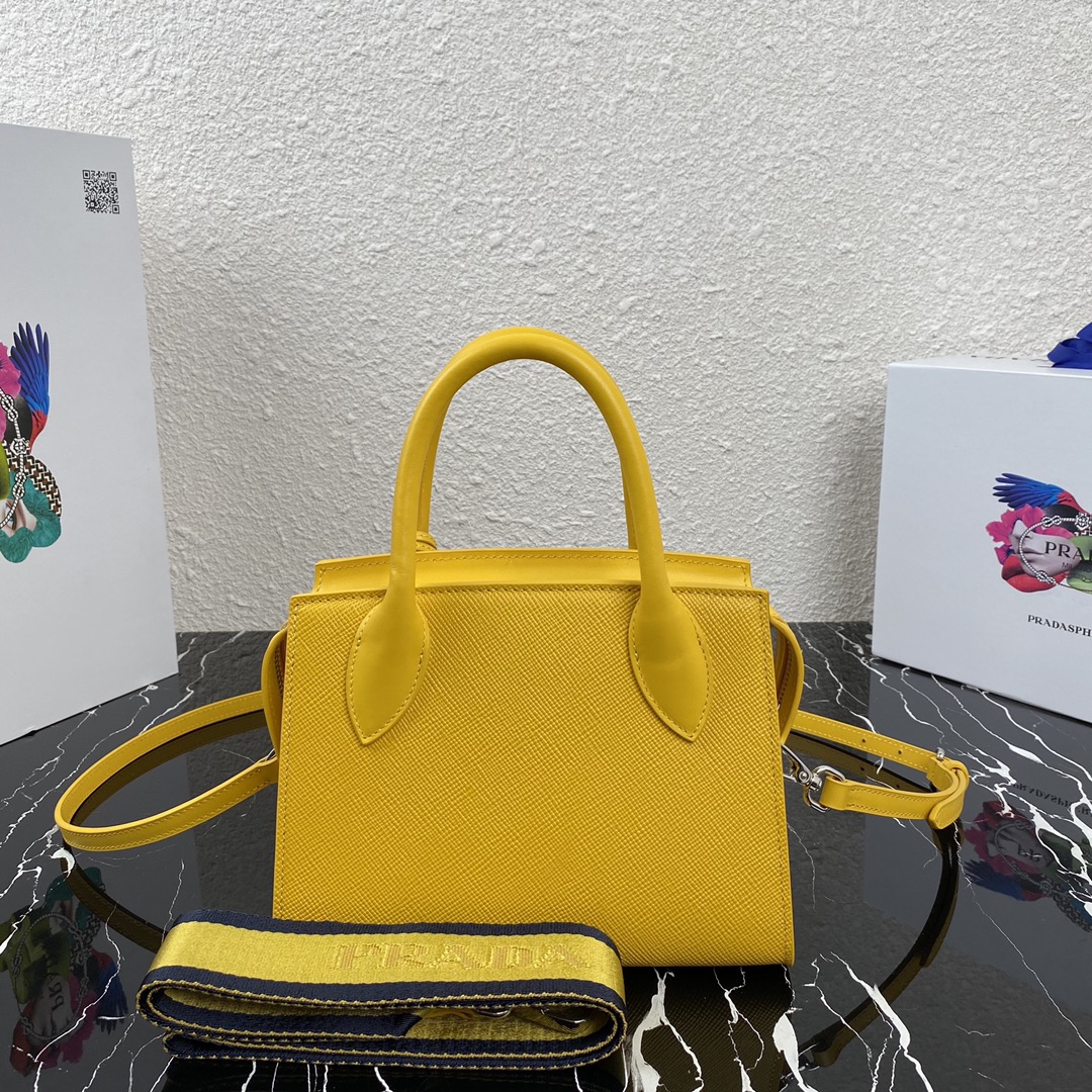 pra*a saffiano leather monoCh*0me bag yellow 1ba269 22 x 16.5 x 11.5 cm