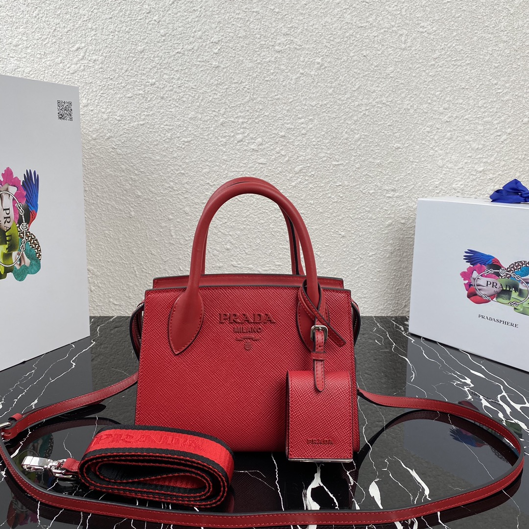 pra*a saffiano leather monoCh*0me bag fiery red 1ba269 22 x 16.5 x 11.5 cm