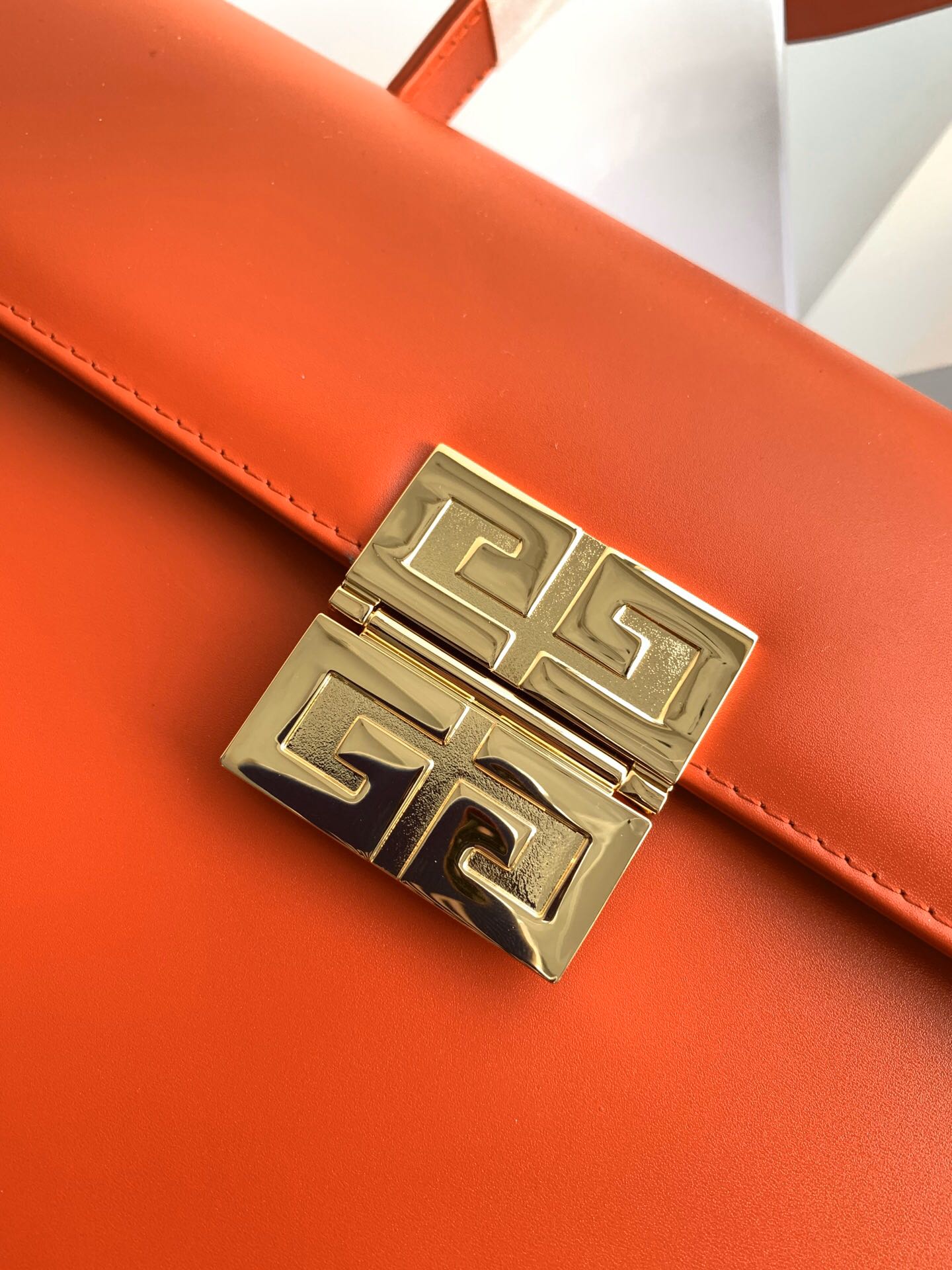 GIVENCHY Maroquinerie Leather Bag Orange 29 x 19 x 10 cm